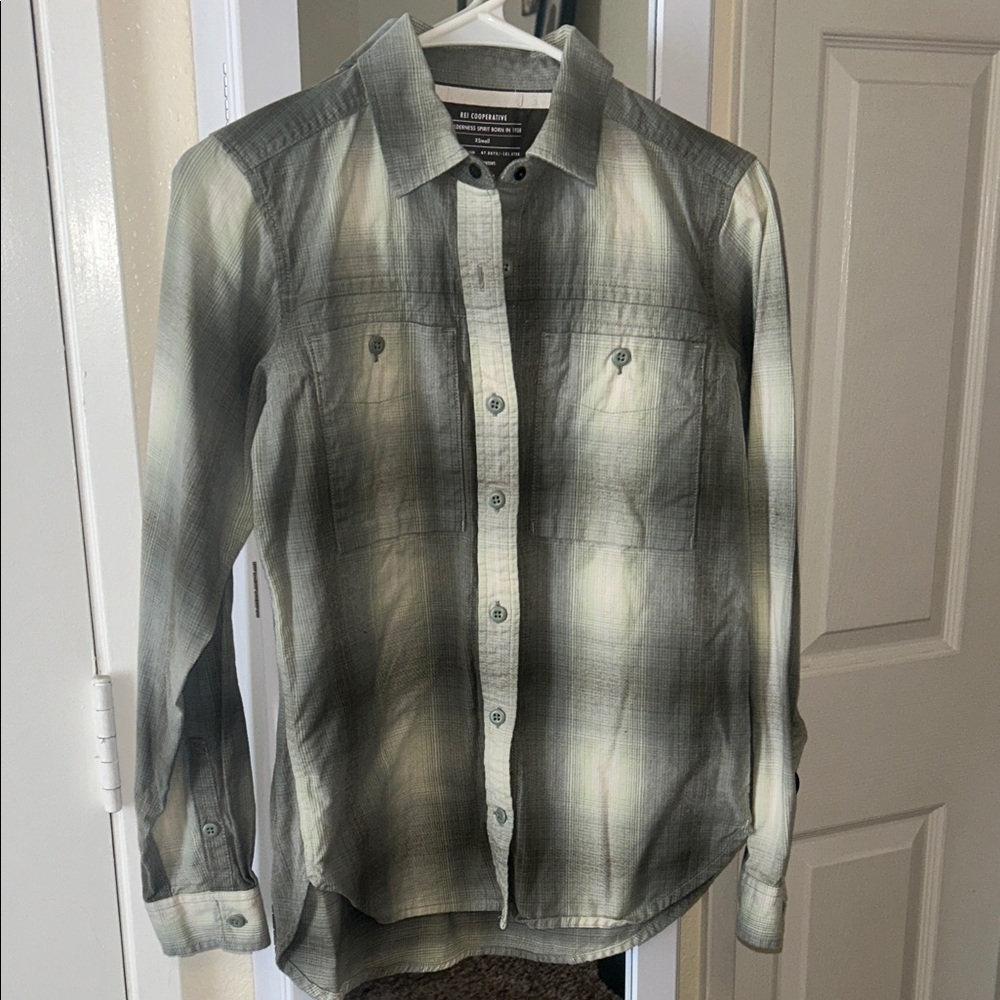 REI Cooperative Cotton Button Up Green Plaid Flannel - Women’s X Small